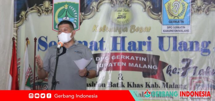 27f88597-d6a4-446d-9e4d-8e50072df5a0