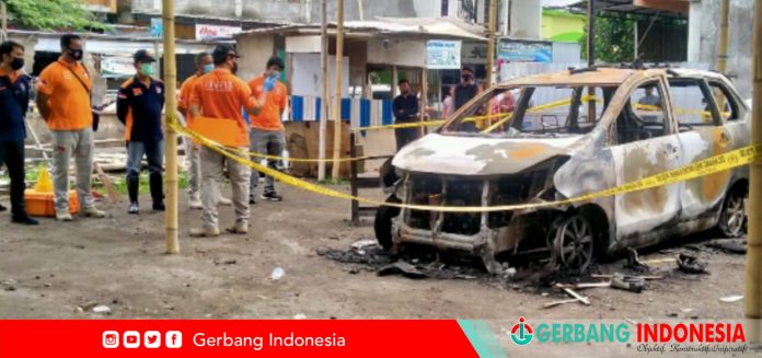 PicsArt_01-03-09.38.03