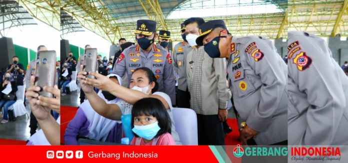 f575550c-2811-45e9-baac-5d5f172ae6b9