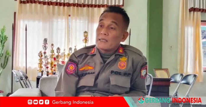 PicsArt_04-06-06.05.49_11zon