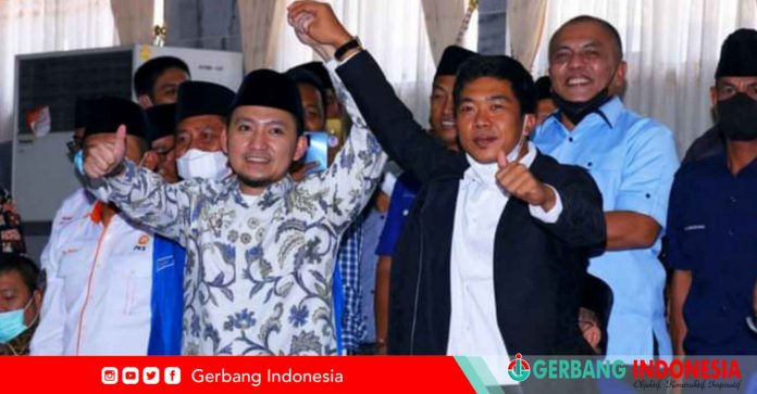 PicsArt_04-06-08.25.46_11zon