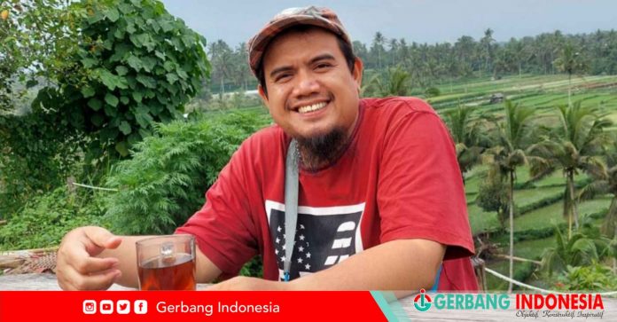 PicsArt_04-06-11.14.42_11zon