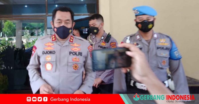 PicsArt_05-12-03.46.09_11zon