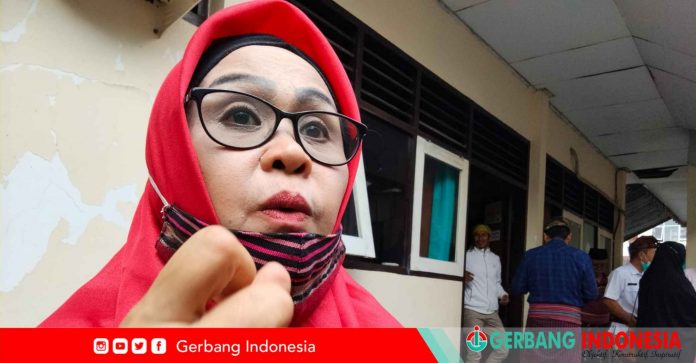 PicsArt_05-12-07.13.55_11zon