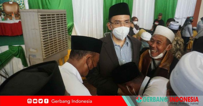 PicsArt_05-12-10.46.34_11zon