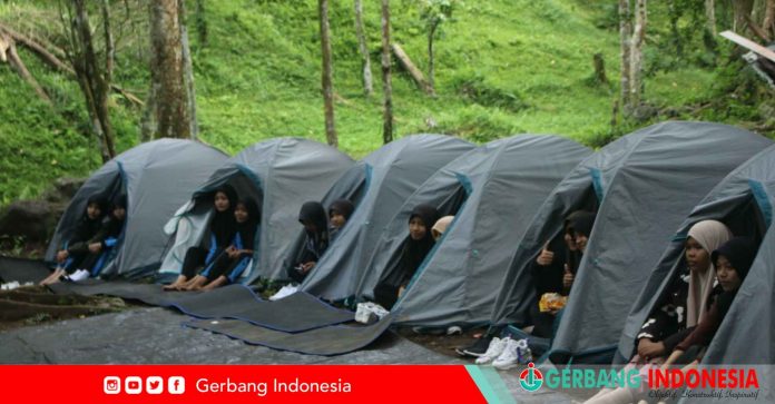 PicsArt_06-18-08.51.54_11zon