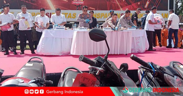 PicsArt_09-14-04.49.23_11zon