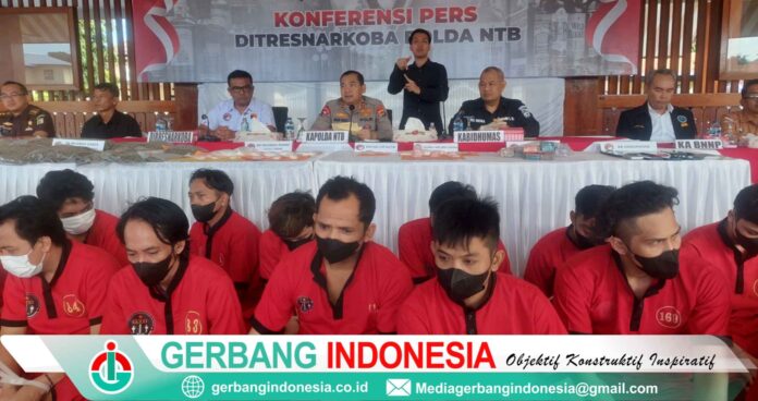 Picsart_24-06-05_10-29-34-485_11zon