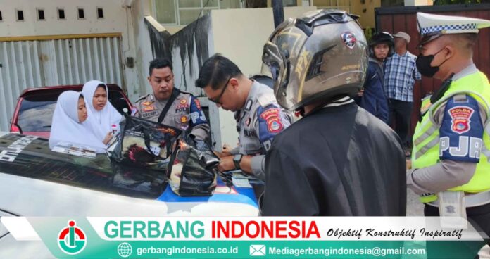 Picsart_24-06-05_11-18-19-853_11zon