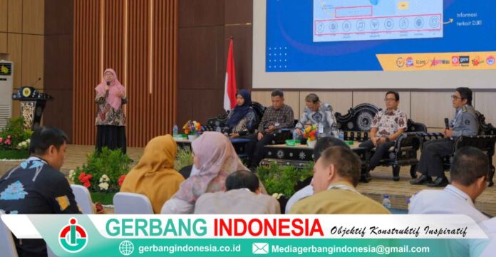 Picsart_24-07-30_01-42-22-887_11zon