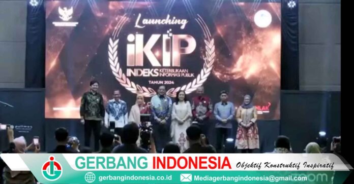 Picsart_24-10-23_13-37-14-101_11zon