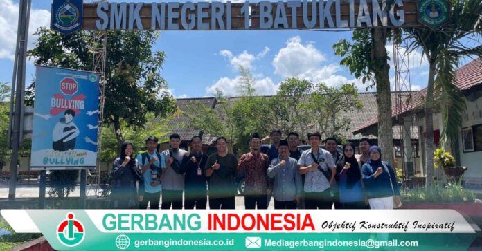 Picsart_24-10-23_13-37-48-252_11zon