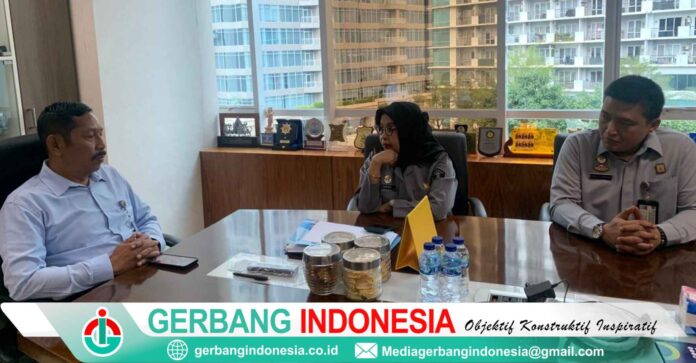 Picsart_24-11-06_01-58-22-678_11zon