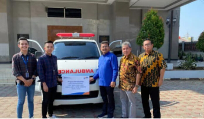 BRI-Branch-Office-Kramat-Region-6Jakarta-1-Serahkan-Bantuan-1-Unit-Mobil-Ambulans-Kepada-Gereja-HKBP-Letjend-Suprapto