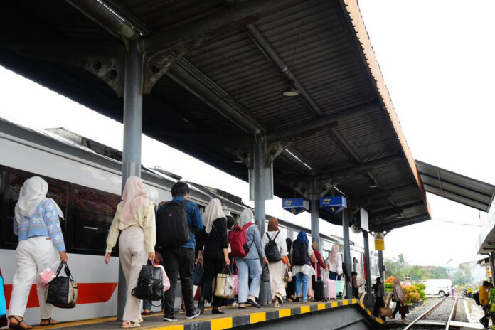Angkutan Nataru 2025–2026, Seluruh Tiket Kereta Divre IV Tanjung Karang Terjual