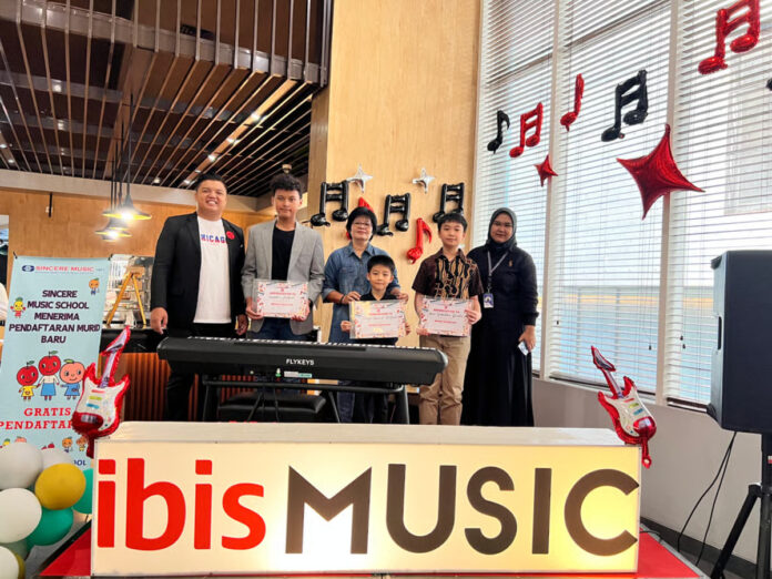 Rangkaian-Menyambut-Tahun-Baru-di-ibis-Gading-Serpong
