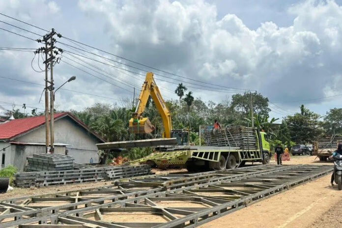 Krakatau Steel Group Siap Suplai Material Baja untuk Pembangunan Jembatan Bailey di Wilayah Bencana Sumatera