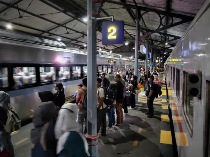 public (2) (55)