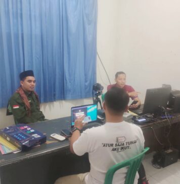 Dukcapil Lotim Lakukan Penelusuran di Jerowaru Terkait Isu Warga Tanpa KTP