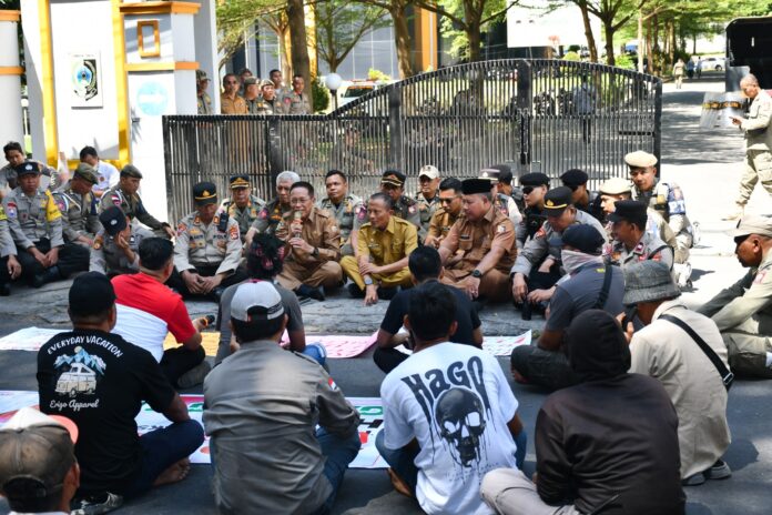 3b1dd399-83d1-47ec-9f30-9017f270a9a0