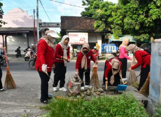 Bangkitkan Semangat Gotong Royong, Pemkab Lotim Aktifkan Kembali Program “Selong Meriri”