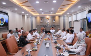Rakor Bersama para Kepala Daerah di Kalsel, Menteri Nusron: Penentuan Lokasi LP2B Menjadi Kewenangan Daerah