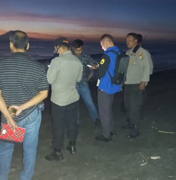 Dua Anak Hanyut di Pantai Ampenan, Polisi dan Tim SAR Lakukan Pencarian