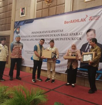Lombok Timur Masuk Daftar Terbaik Nasional dalam Perekaman KTP-el