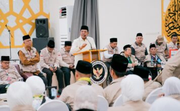 Kloter 9 Lombok Timur Resmi Dilepas, Bupati Sebut Jamaah Haji sebagai Tamu Pilihan