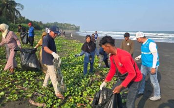 PLN Icon Plus Hadirkan Iconnectivity for Green untuk Lestarikan Pesisir Pangandaran