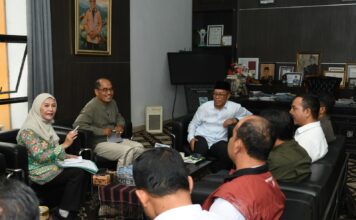 Lombok Timur Percepat Pendataan Perlinsos, Validasi 501 Ribu KK Demi Penyaluran Bansos yang Lebih Akurat