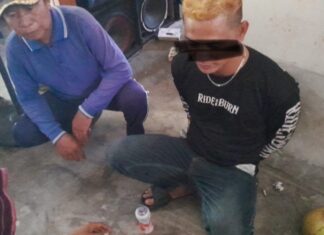 Berawal dari Informasi Warga, Polisi Temukan Enam Paket Diduga Sabu di Rumah Seorang Warga Sambelia