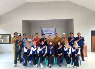Kolaborasi Mahasiswa dan Pemda Berhasil, 341 Warga Pringgabaya Utara Resmi Gunakan Identitas Kependudukan Digital