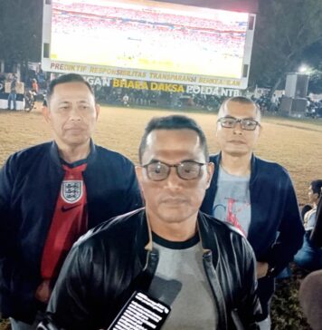Lebur Tanpa Sekat, Kapolda NTB Rangkul Driver Ojol hingga Wartawan Nobar Semifinal Piala Dunia