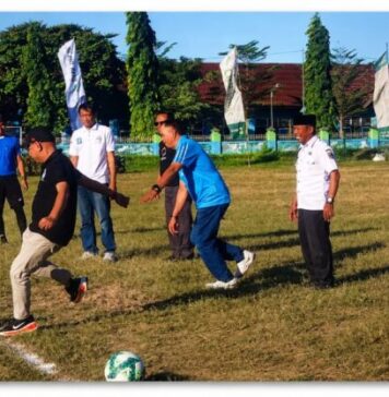 Dirut PDAM dan Ketua DPRD Lombok Timur Resmikan Pemuda Cup Keruak, Jadi Momentum Pembinaan Pesepak Bola Muda
