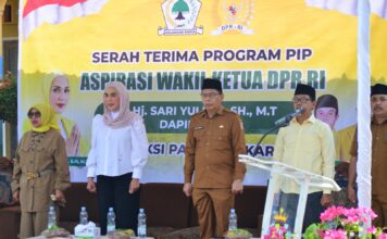 Perkuat Akses Pendidikan, DPR RI Kucurkan Bantuan PIP dan Dana Pengembangan Sekolah di Lombok Timur