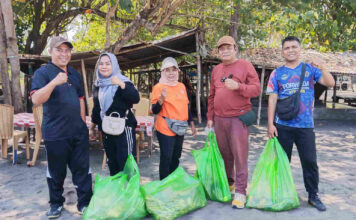SIMBAR Gelar Aksi Bersih Pantai di Cemare, Dorong Kesadaran Jaga Lingkungan