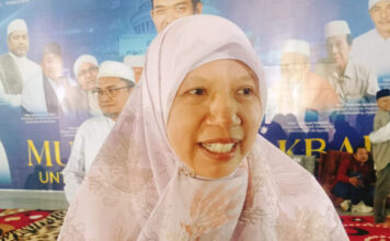 Ribuan Jemaah Padati Tabligh Akbar UAS di Lombok Barat, Nurul Adha: Saya Merinding Mendengar Nasihatnya