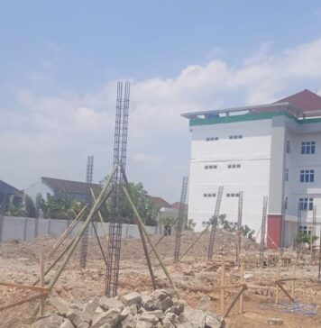 Proyek Laboratorium Kedokteran UIN Mataram Disegel, Konflik Kontraktor-Subkontraktor Memanas