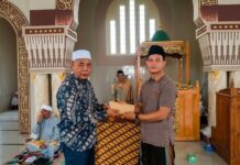 Dari Maulid hingga Santunan, Ketua Baznas Lotim Perkuat Pesan Kepedulian di Suela