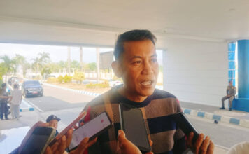 HUT ke-12 Partai Perindo, Dokter Syam Turun Langsung Layani Warga Lobar Lewat Sembako dan Cek Kesehatan Gratis