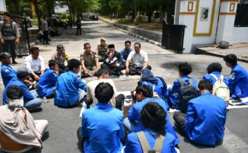 BEM UGR Soroti Ketepatan Bansos hingga Nasib Petani, Pemkab Lombok Timur Paparkan Sejumlah Langkah
